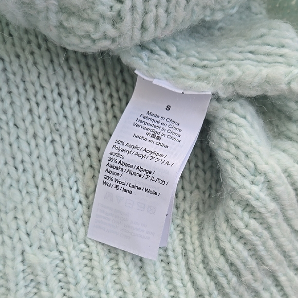 J.CREW Wool/Alpaca/Acrylic Mint Green Cable Knit Sweater Size S - Picture 5 of 10